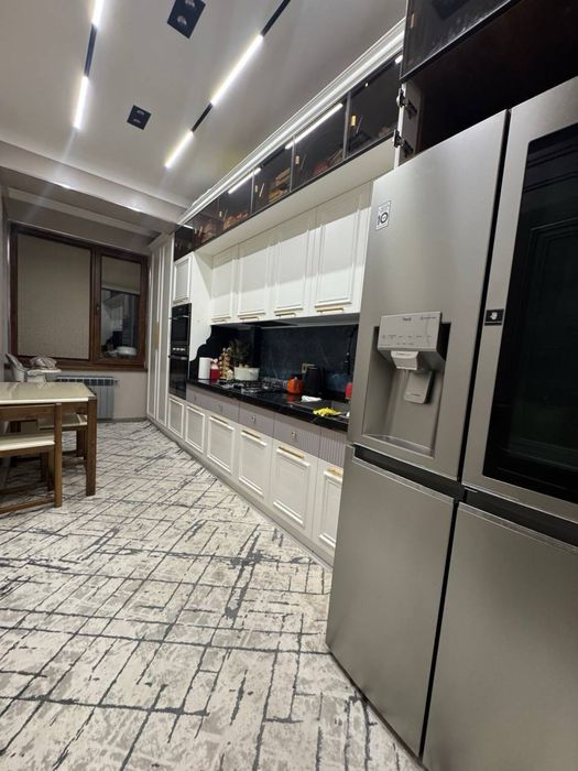 Хамза метро / ул.Мукуми / квартира с площадью 78кв.м 3/4/9 срочно