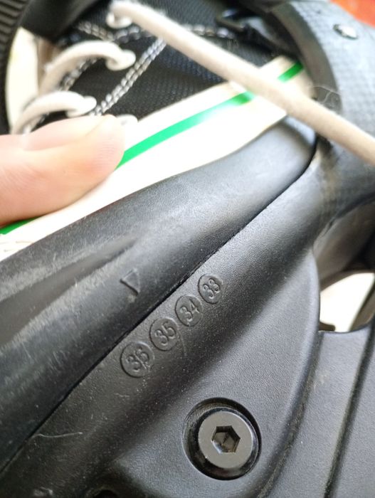 Vand role reglabile  33-36