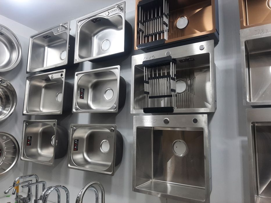 Кухонные мойки разные