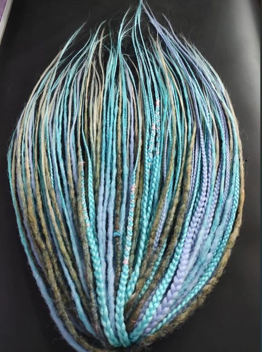 Афрокосы и дреды канекалон