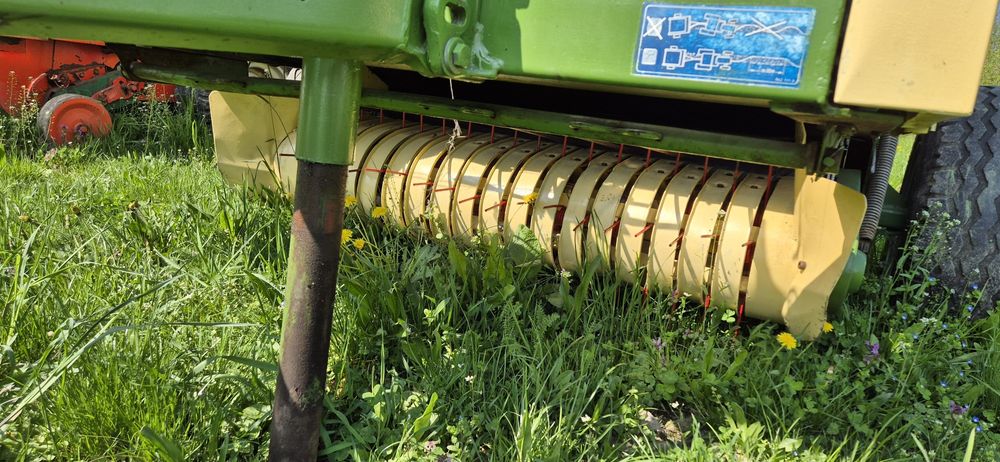 Presa de balotat Krone kr 125