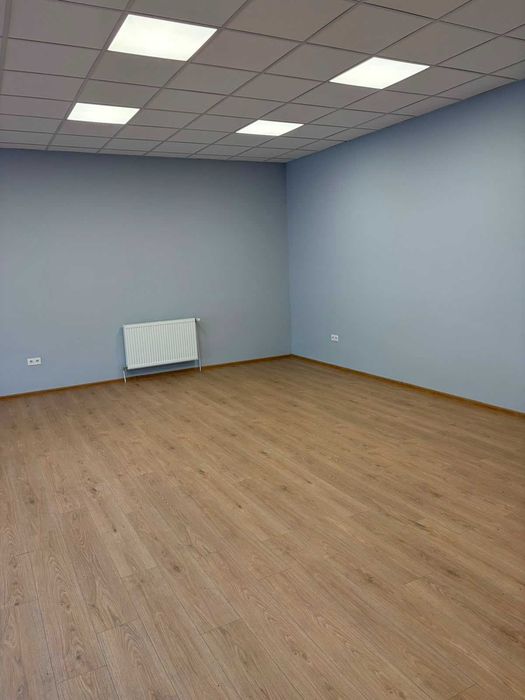 Ofert spre inchiriere spațiu birouri 110 mp, constructie noua, parcare, acces rapid autostrada, ideal showroom, studio, servicii