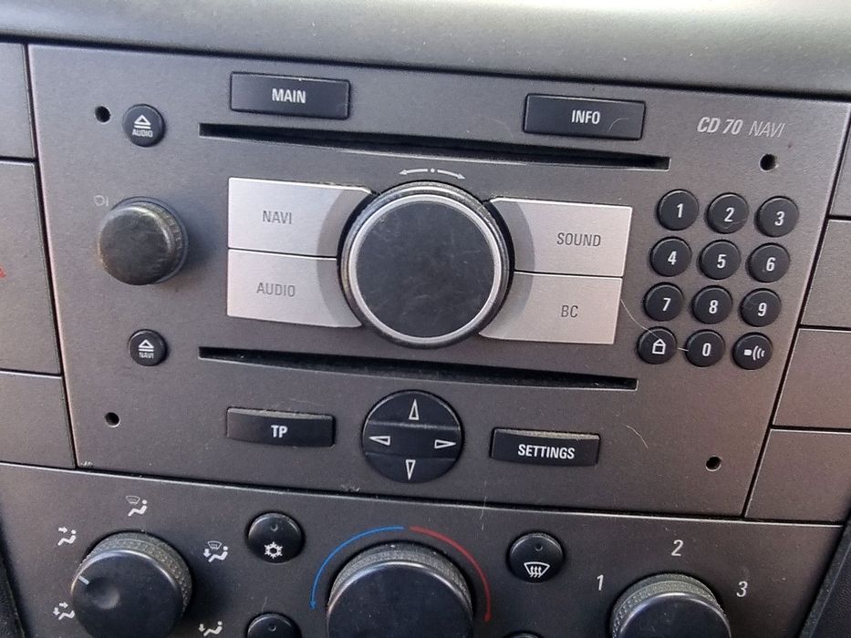 Radio CD cu navigatie Opel Signum [Fabr 2003-2008] 1.9 CDTI Z19DT 88KW