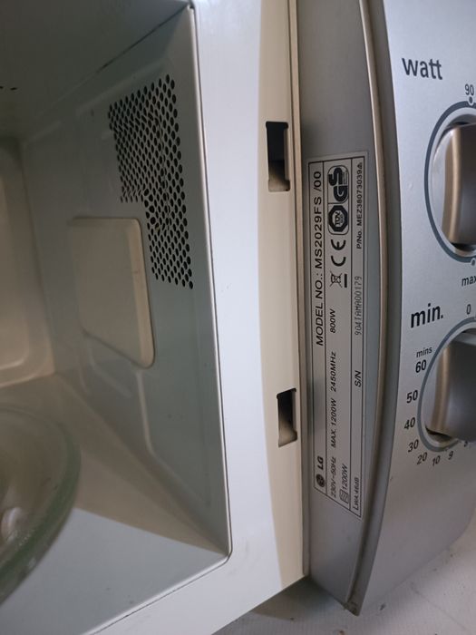 микровълнова фурна lg