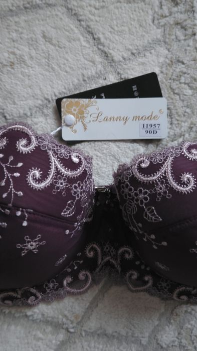 Продам новый бюстгальтер