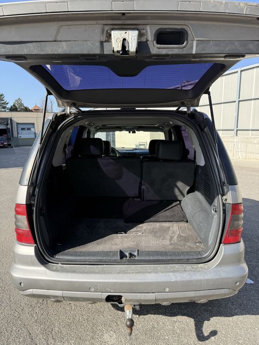 Mercedes ML 270 final edition cutie manuala