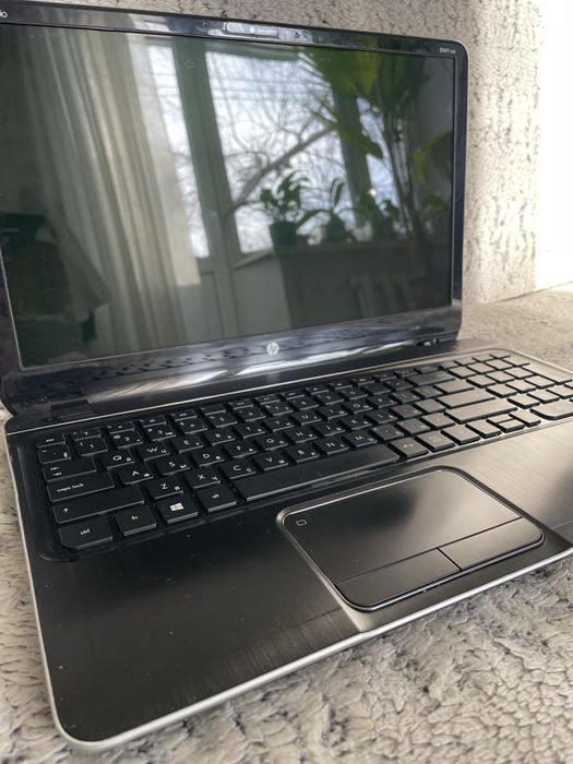 Продам ноутбук на запчасти