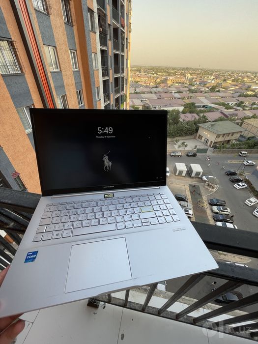 кампютер Asus Vivobook core i7...
