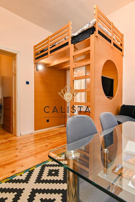 Дава се под наем Двустаен апартамент в София, Център - 80 кв.м за 649 € - Снимка #2