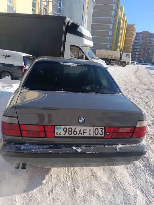Продам БМВ е 34 525i