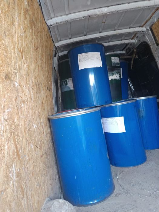 Butoaie 220 litri ,tablă groasă 90 lei bucata