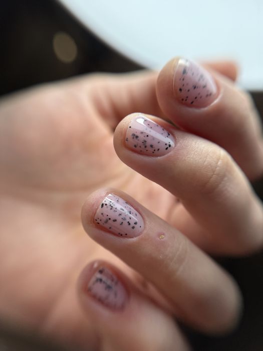 Manichiura curata si simpla