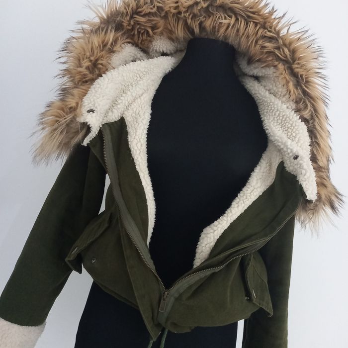 Дамско яке с връзки