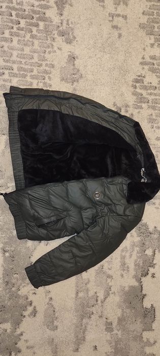 Qishki zamonaviy kurtka. Шикарная куртка, зимняя.