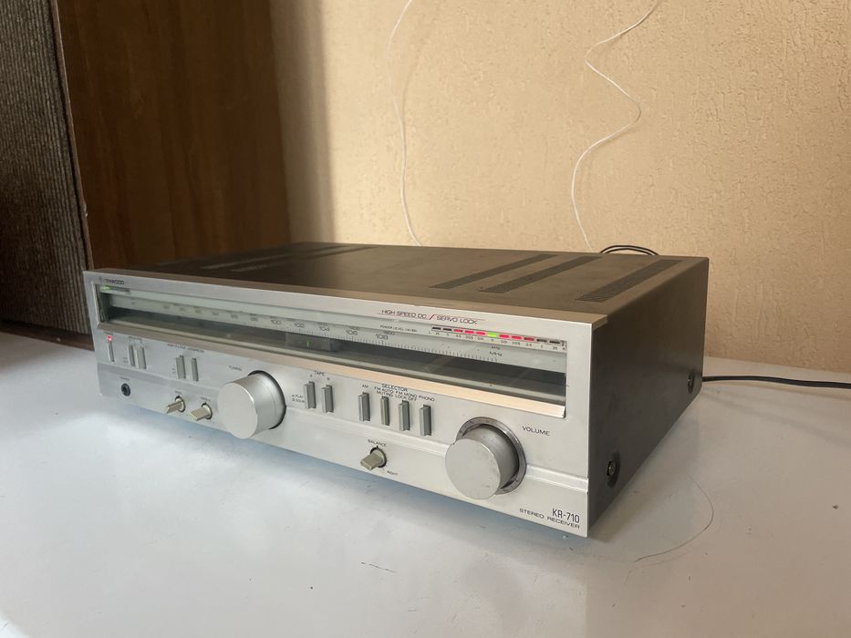 Amplituner Kenwood   KR. 710
