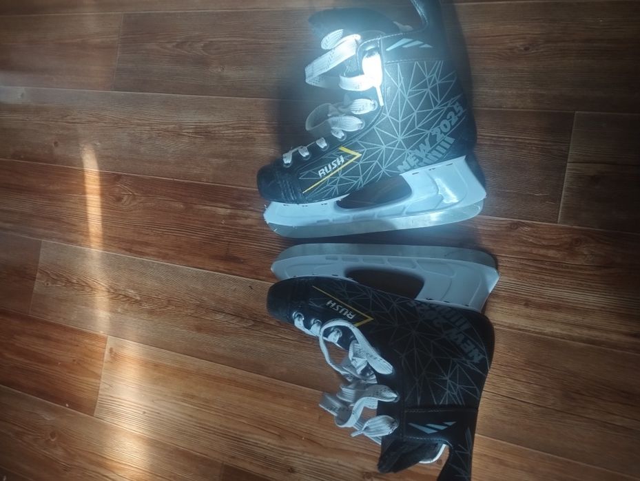 Продам Любинские коньки