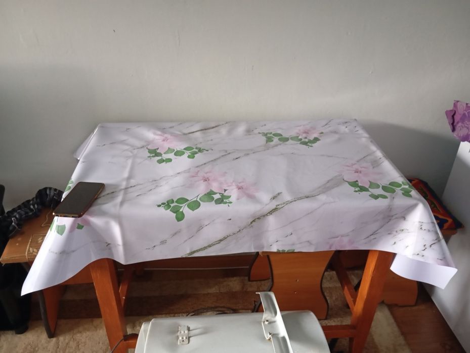 Продам стол 2 стула