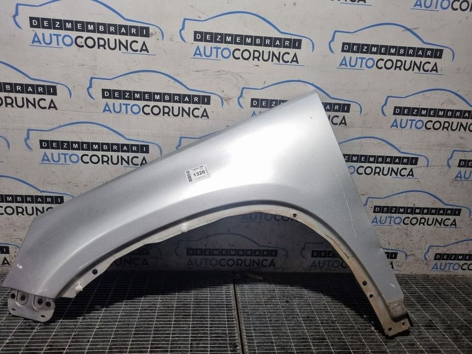 Aripa Stanga Fata Volkswagen Tiguan 5N 2008 - 2011 4 Usi Reflex silver Metalic LA7W ...