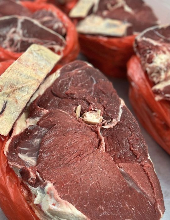 Сиыр Жылқы еті жілікпен мясо конины и говядины по жилам