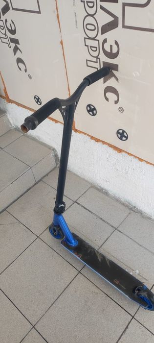 Продаю самокат трюковой