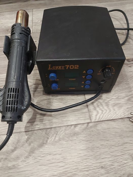 Паяльный фен (станция)