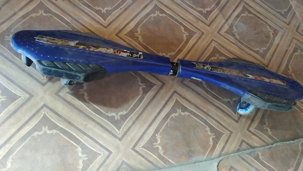 Скейтборд двух колесный