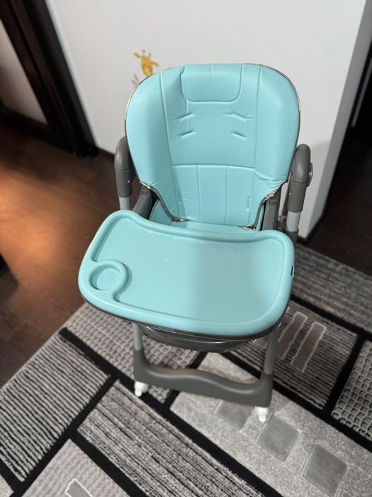Scaun de masă bebe