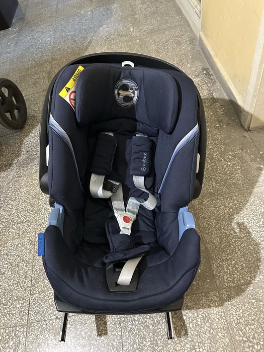 Cybex Aton 5 + ISOFIX база Aton Base 2-Fix – много запазено