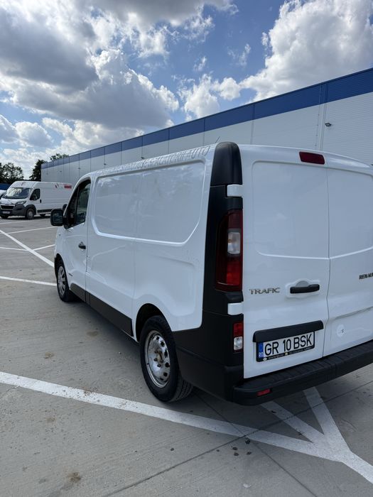 RENAULT Trafic 2015 — imagine 5