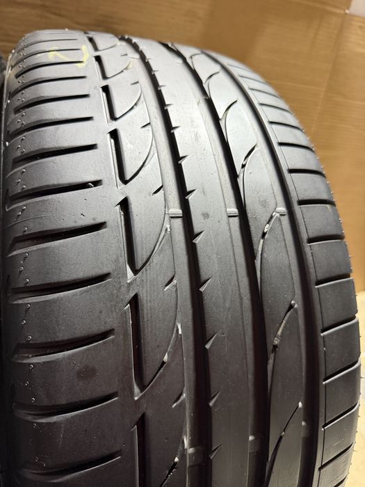 Anvelope 235 40 19