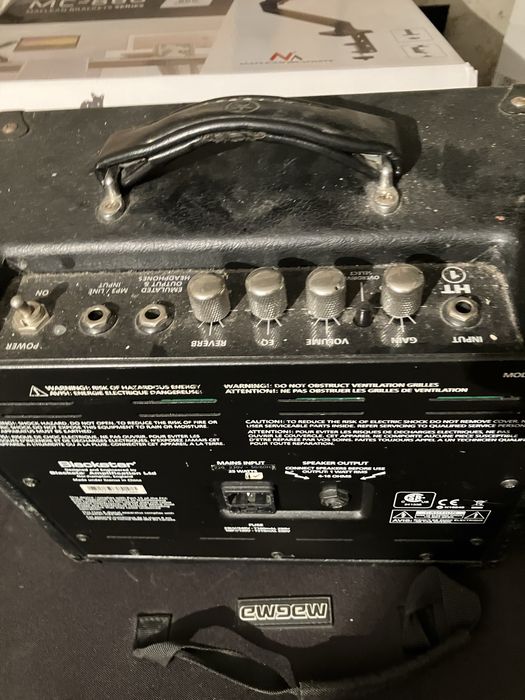 Blackstar HT1 amplificator instrument