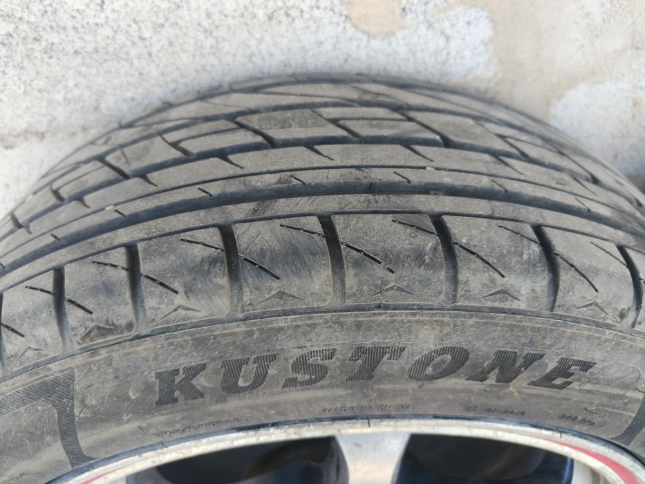 Диски с резиной в отличном состояние