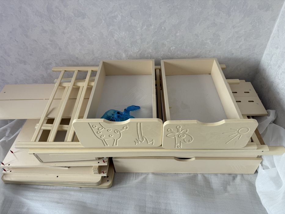 Детская кровать -трансформер