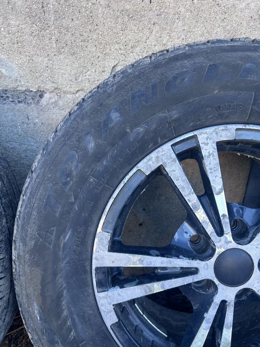 Продам диски с резиной 225/70 R16