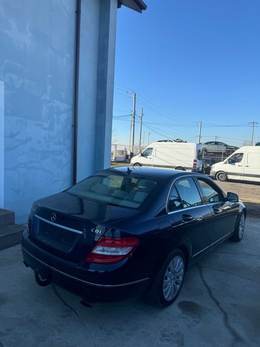 Bara spate / capota spate / lampa spate Mercedes C-classe w204