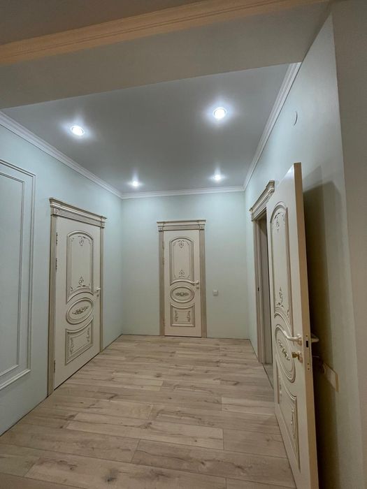 Установка дверей и