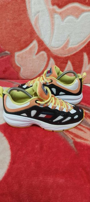 Adidasi Tommy Hilfiger 36