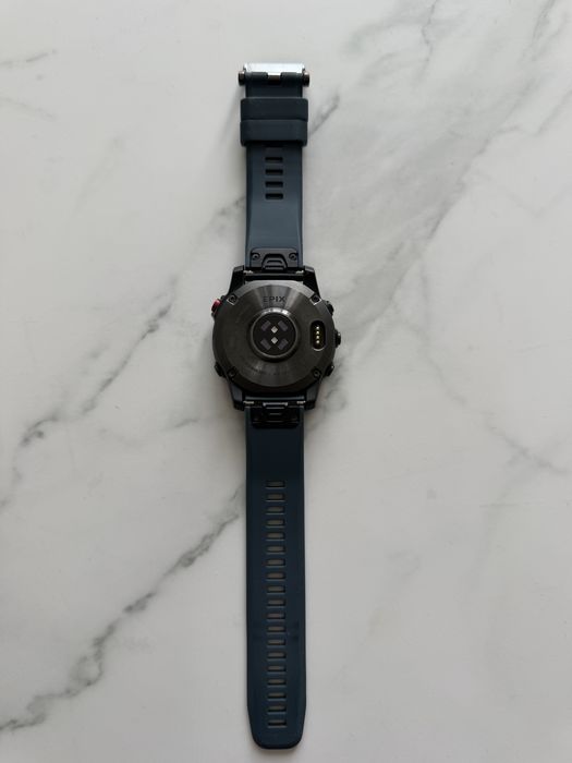 Garmin Epix (Gen 2) Sapphire Titanium, 47 мм + 6 ремешков