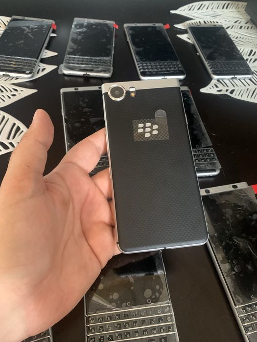BlackBerry Keyone Android Dual Sim Orice aplicatie noi Oferta