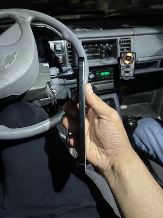 Iphone 16pro max qora 16pro max