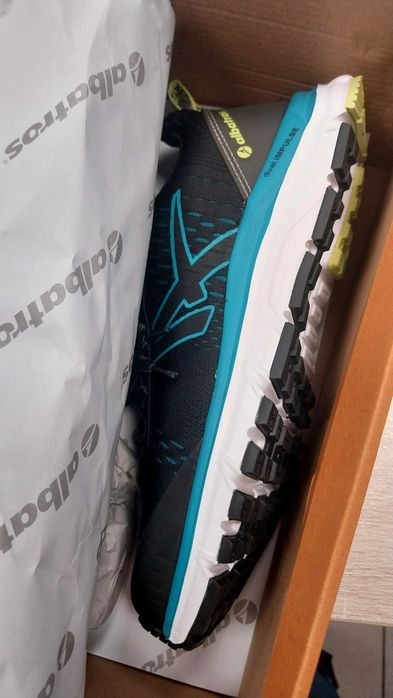 Обувки работни дамски висок клас