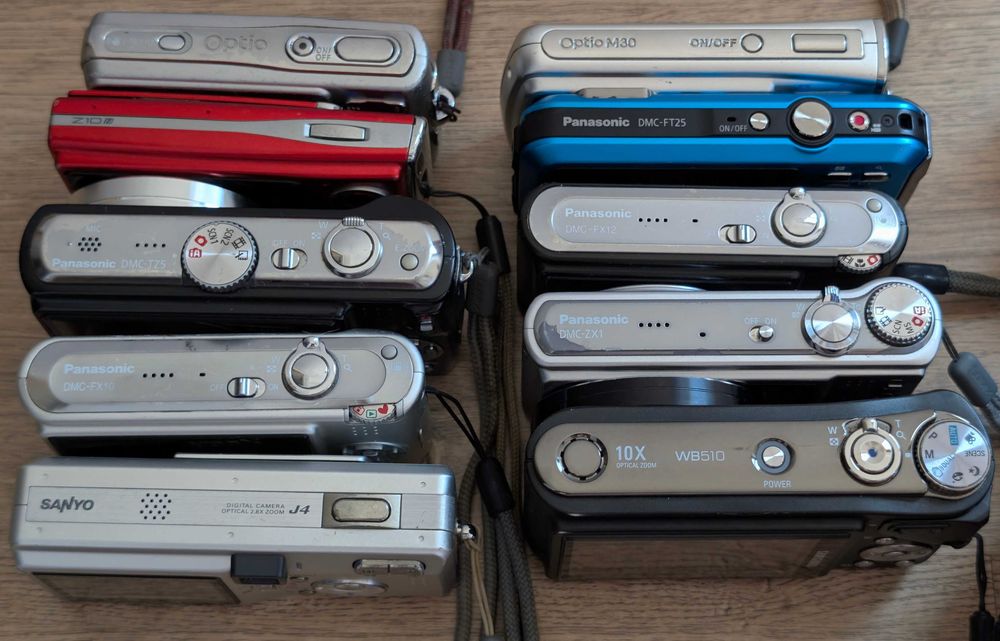 14 Camere foto digitale Pentax, Sony, Panasonic, Fuji ca DEFECTE pt piese etc