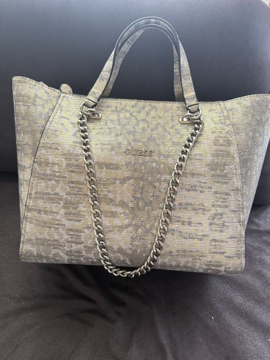 Чанта нa GUESS лимитирана колекция