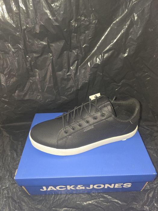 Jack&Jones- EU45