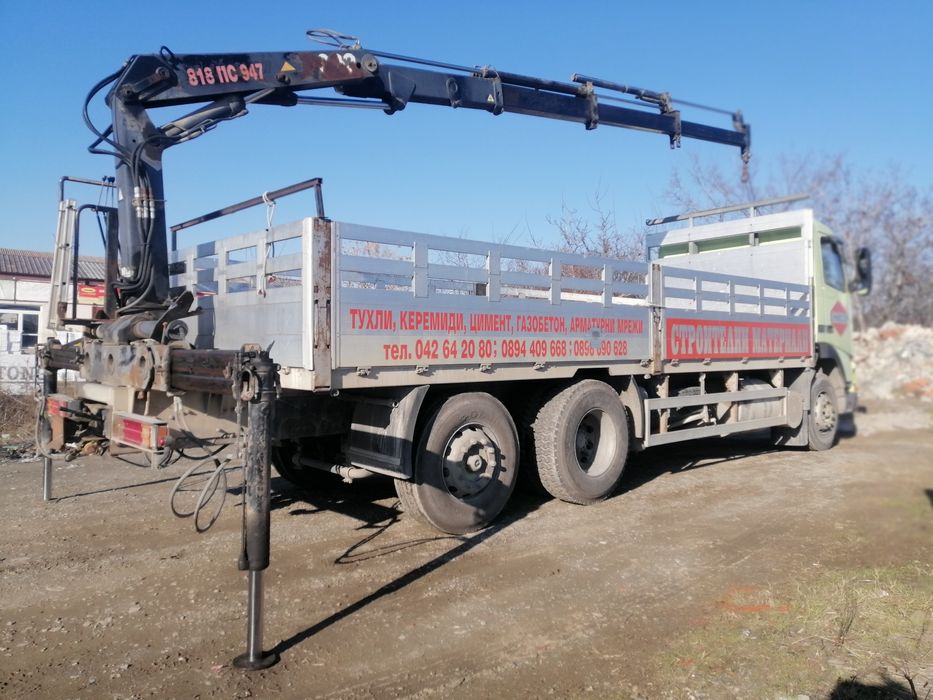 Бордови камион VOLVO FH12  с кран HIAB 092