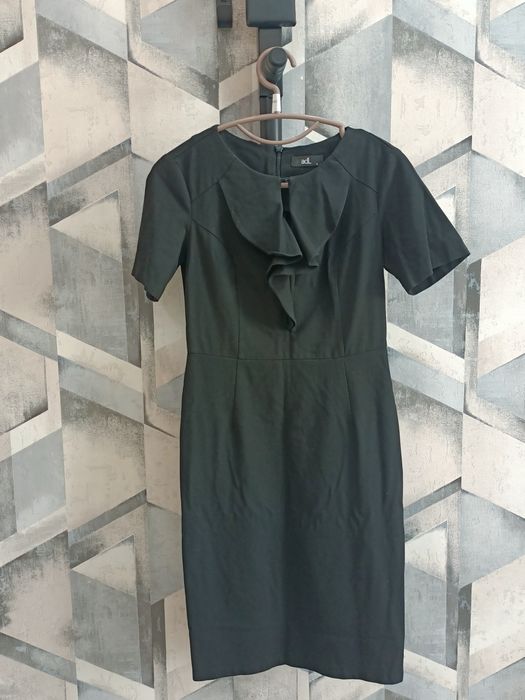 Женская одежда по 2000 теңге.