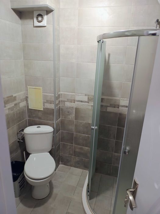 Отдавам под наем двустаен апартамент