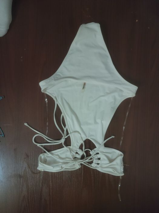 Купальник откровенный