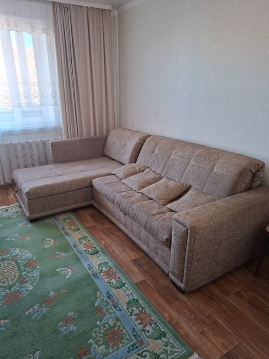 Продаю диван в хорошем состоянии