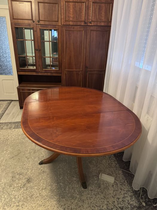 Vand mobila de sufragerie